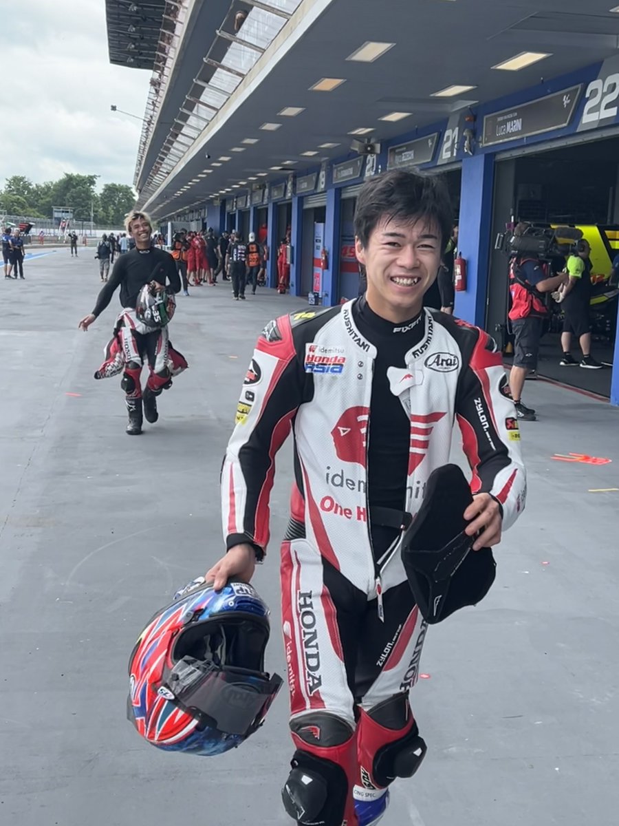 honda_team_asia's tweet photo. Results FP1 #Moto2 #ThaiGP

@somkiat35 P2 1’36.838 (+0,032s)
@AiOgura79 P4 1’37.083 (+0,277s)

FP2 #Moto2 at 14:10Lt (GMT+7) https://t.co/YBL7Hur1CZ
