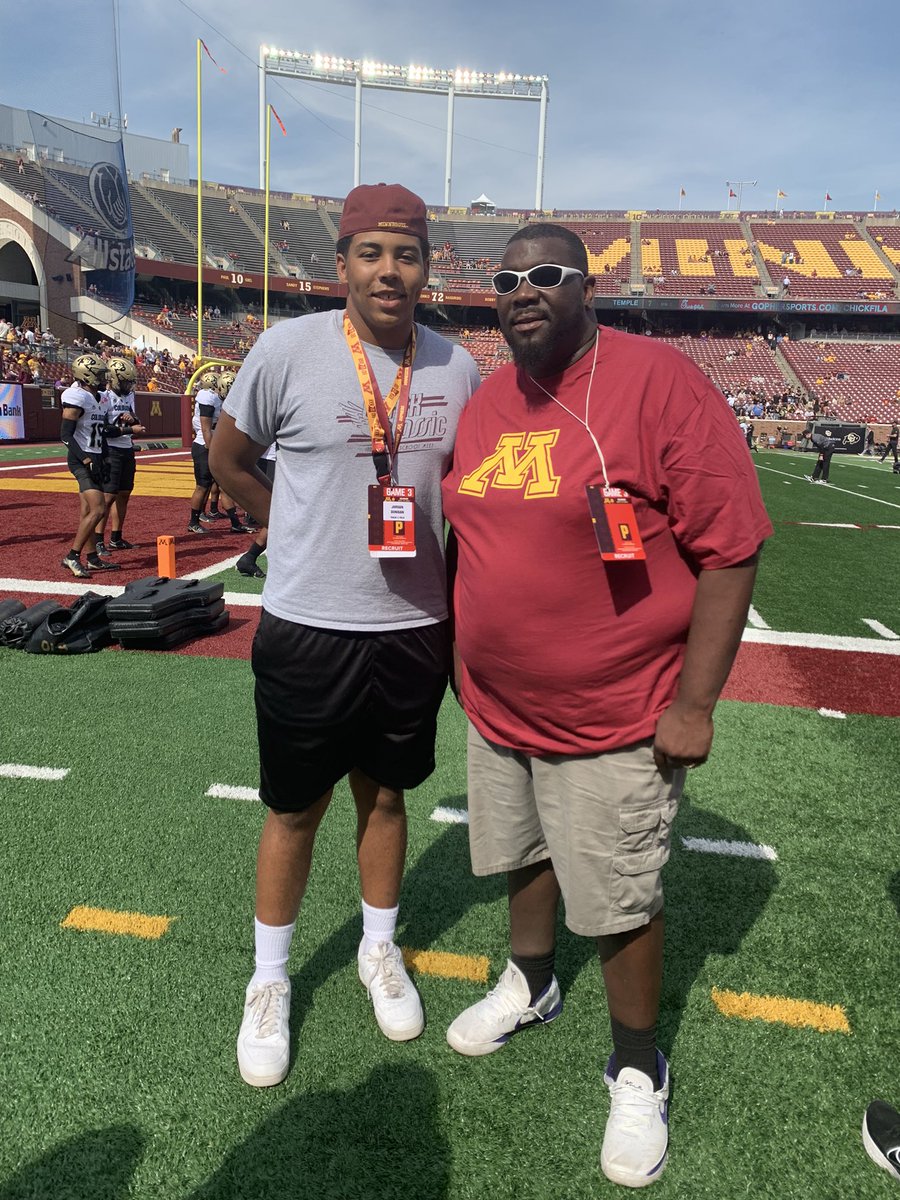 Thank you <a href="/MinnCoachMiller/">Peter Miller</a> &amp; <a href="/GopherCCTF/">Minnesota Cross Country, Track & Field</a> for having me on a great official visit!