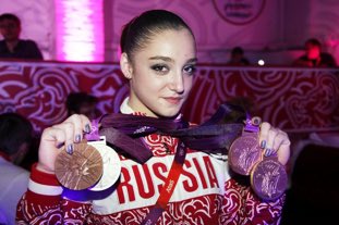 Happy birthday to queen Aliya Mustafina 