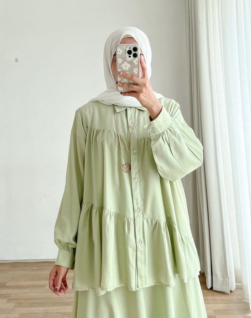 shopwithliaa's tweet photo. the set type that I always want inside my closet 🥺 @ShopeeMY https://t.co/w1LO3Gbz2E