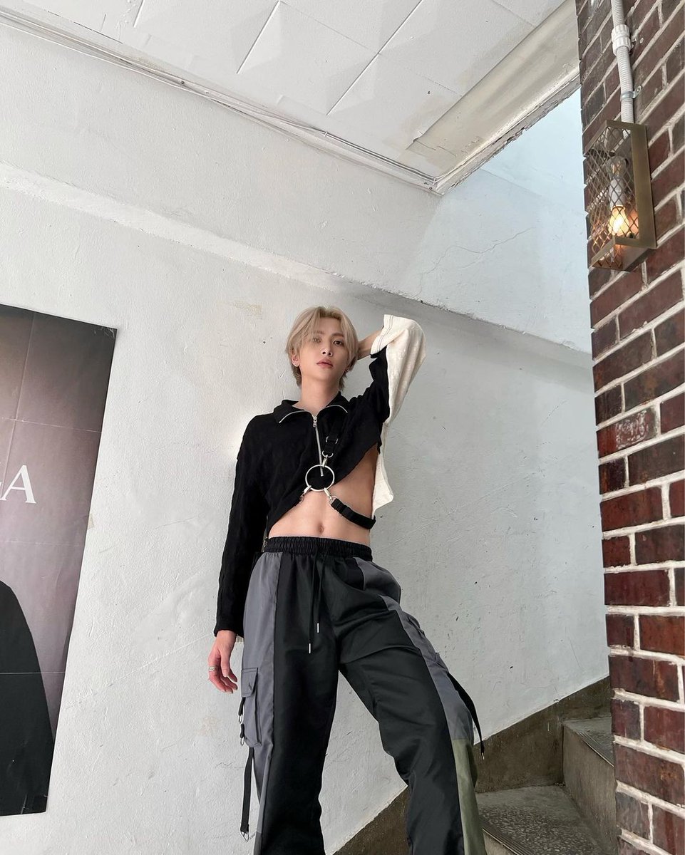 leexiaoo's tweet photo. https://t.co/HLMV7B3QvZ