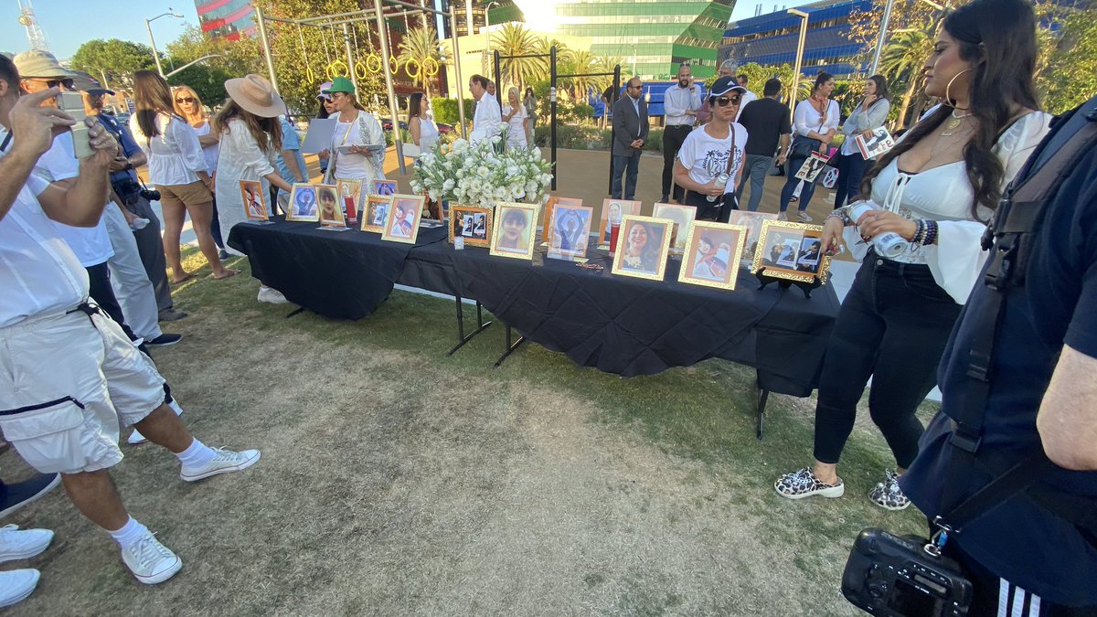 RickonKCAL's tweet photo. NOW: A candle light vigil is happening in WeHo to honor the memory of #MahsaAmini. The @IAWFoundation organized the vigil to stand in solidarity with people fighting for human rights in Iran. Their message: Women. Life. Freedom. @CBSLA https://t.co/MkP03sXYiL