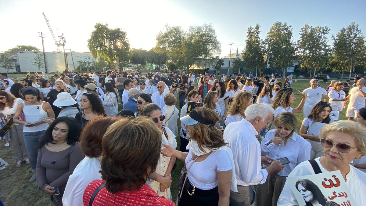 RickonKCAL's tweet photo. NOW: A candle light vigil is happening in WeHo to honor the memory of #MahsaAmini. The @IAWFoundation organized the vigil to stand in solidarity with people fighting for human rights in Iran. Their message: Women. Life. Freedom. @CBSLA https://t.co/MkP03sXYiL