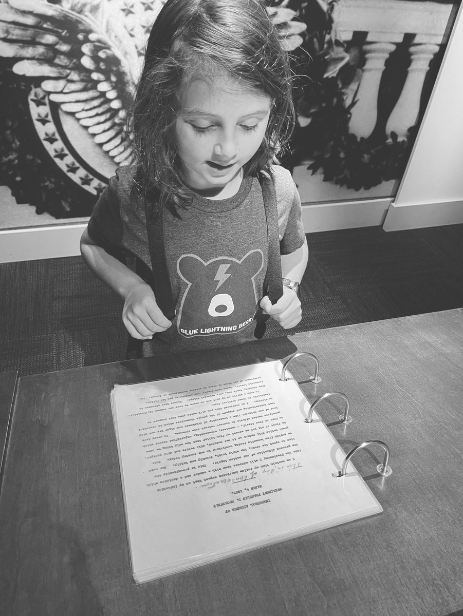 ChrisRiefPhoto's tweet photo. Quinnโs first Presidential Library. โฃ
โฃ
Maybe she will have one for her? โฃ
โฃ
๐ @FDRLibrary @NPS_HydePark #FindYourPark #JuniorRanger #EveryKidOutdoors @OAK_Updates @NP_Geek #NationalParkGeek #ParkChat #HumansOutside365 https://t.co/ExVWCoy53n