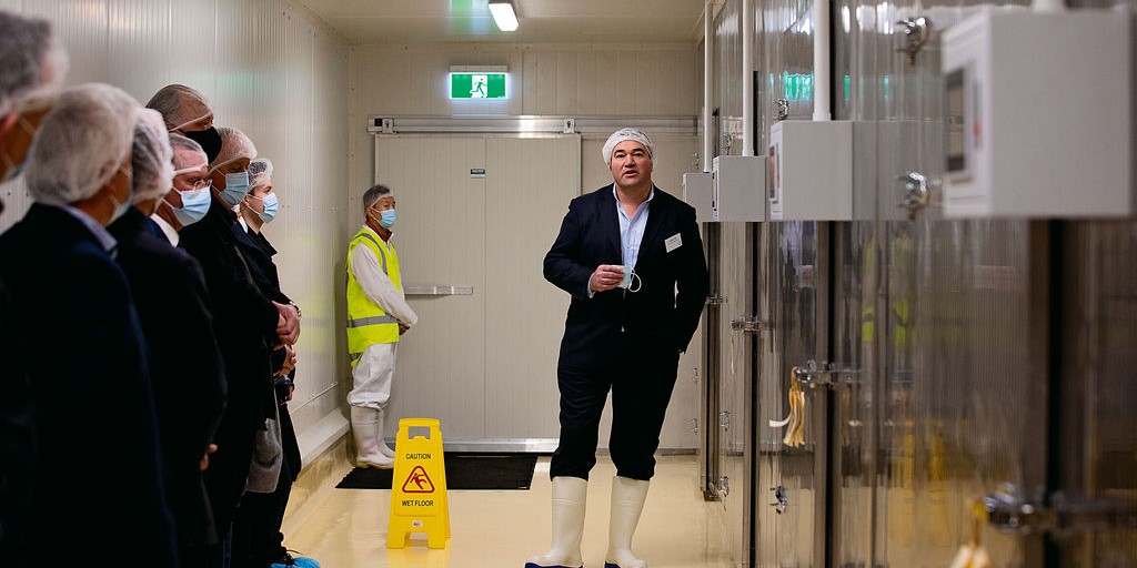 NZCS_ASX's tweet photo. 🏭 Welcome to the new factory for New Zealand Coastal Seafood based in Christchurch. 

🔗 Read more about the July opening in our latest blog -> https://t.co/itdS3RJPhf

#nzcs #lingmaw #newzealandseafood #sustainabilityfishery https://t.co/77DLypbQ6K