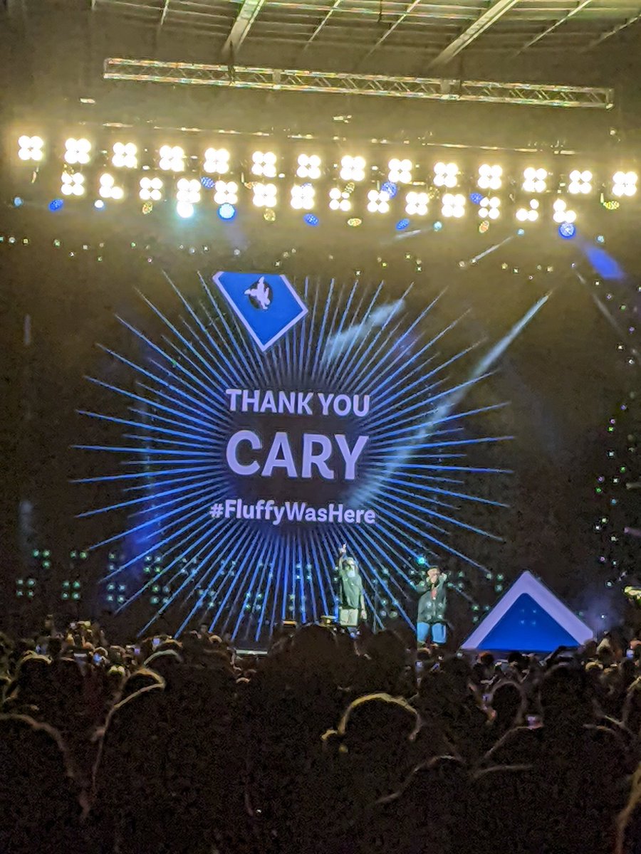 Mae349's tweet photo. ❤️❤️❤️ @fluffyguy  #fluffywashere https://t.co/uit8ipE4XX