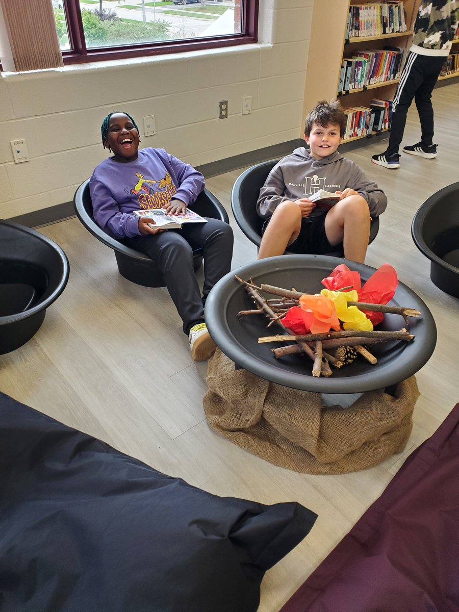 MightyMorrisons's tweet photo. Creating our own version of 'The Gruffalo' @SJPIILibrary  and enjoying our new Learning Commons space 🤗📚 @SJPIIOakville https://t.co/5J8oJhSdFL