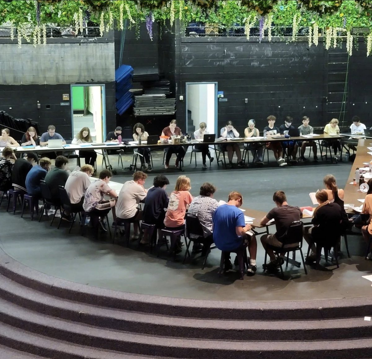 Our amazing cast and crew had their first read-through last week. Start getting excited for The Play That Goes Wrong !!
#RTCGoesWrong