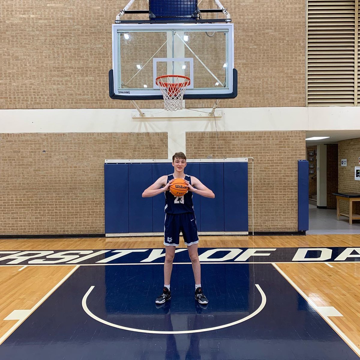 CarsonDiamond30's tweet image. After a great visit with @UDallasMBB I’m blessed to say I have received an opportunity to play at the next level! Thank you to @CoachMattGrahn for the amazing opportunity.