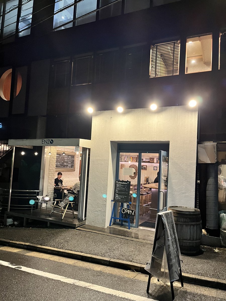 rym___426's tweet photo. Twitter全く浮上してなかったけど密かに六本木クラス毎週楽しみにしてたし、東京旅行行った時に聖地巡礼してきた^ - ^(ちなちょうどクランクアップしてすぐくらいに行ってしまったらしい悔しい)

六本木クラスのキャストの皆様お疲れ様でした🫶🏻すでにロスです😫😫
@roppongi_class https://t.co/u3guCx25g8