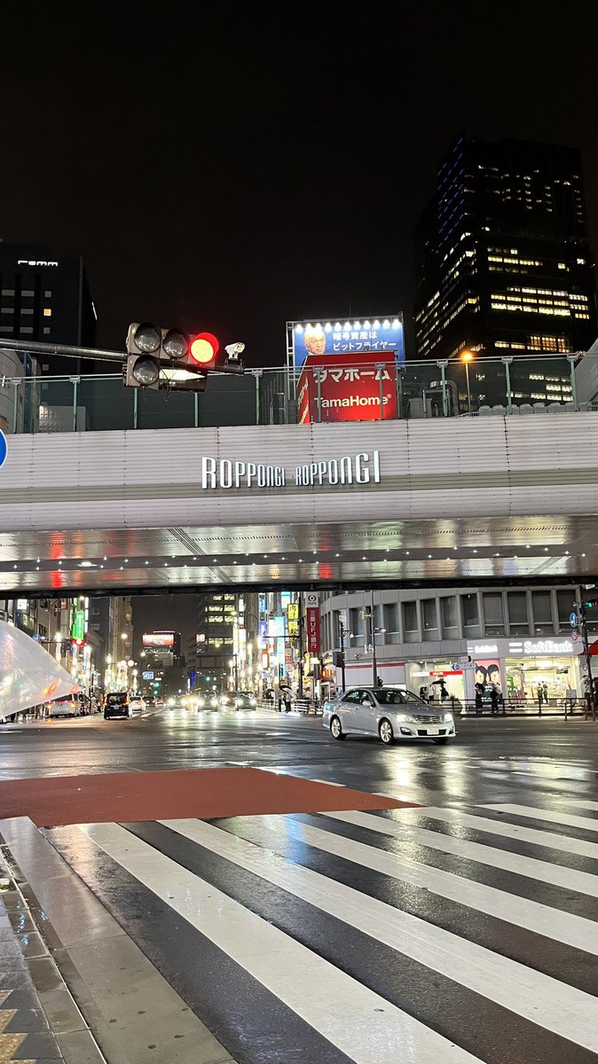 rym___426's tweet photo. Twitter全く浮上してなかったけど密かに六本木クラス毎週楽しみにしてたし、東京旅行行った時に聖地巡礼してきた^ - ^(ちなちょうどクランクアップしてすぐくらいに行ってしまったらしい悔しい)

六本木クラスのキャストの皆様お疲れ様でした🫶🏻すでにロスです😫😫
@roppongi_class https://t.co/u3guCx25g8