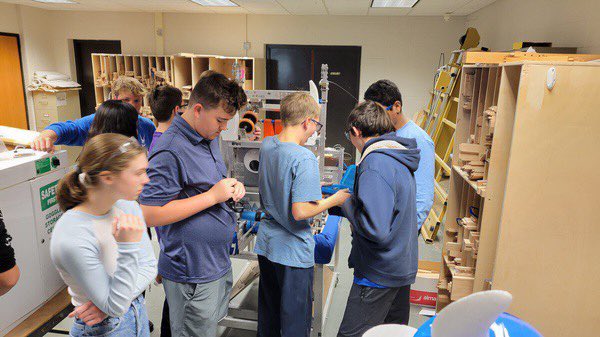 Robovikes3067's tweet photo. Started building the pneumatics intake using the CNC! Code team is working on some vision code! Design is creating a CAD of an upgraded climb design to have completed for the off-season competition!! https://t.co/XGhIi9jLjS