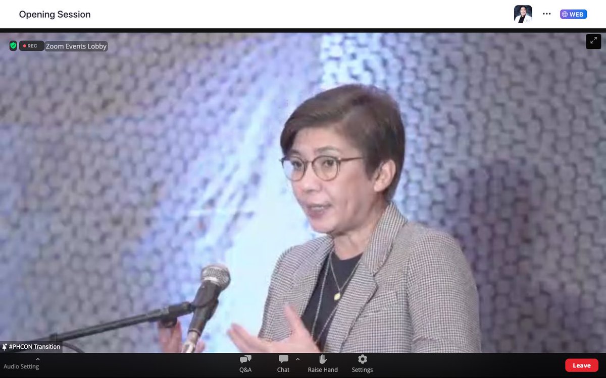 ThePinoyTongue's tweet photo. Dr. Maria Rosario Singh-Vergeire opened the AM session of the 2nd and final day of the Philippine Society of Public Health Physicians’ National Convention (PHCon) 2022: Transitions! Kudos, Dr. Vergeire! Such an insightful opening session! #PSPHP #PHCON2022 #PublicHealth 👏🏻 https://t.co/wTEvFm7LrY