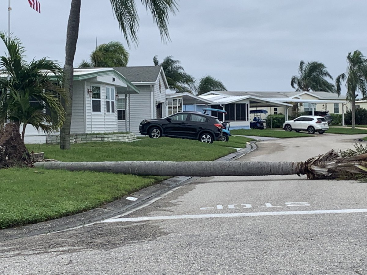 Dragonmaurizio's tweet photo. #Ian #Hurricane “a storm to be remembered”  The aftermath. https://t.co/wzHXifEw5j