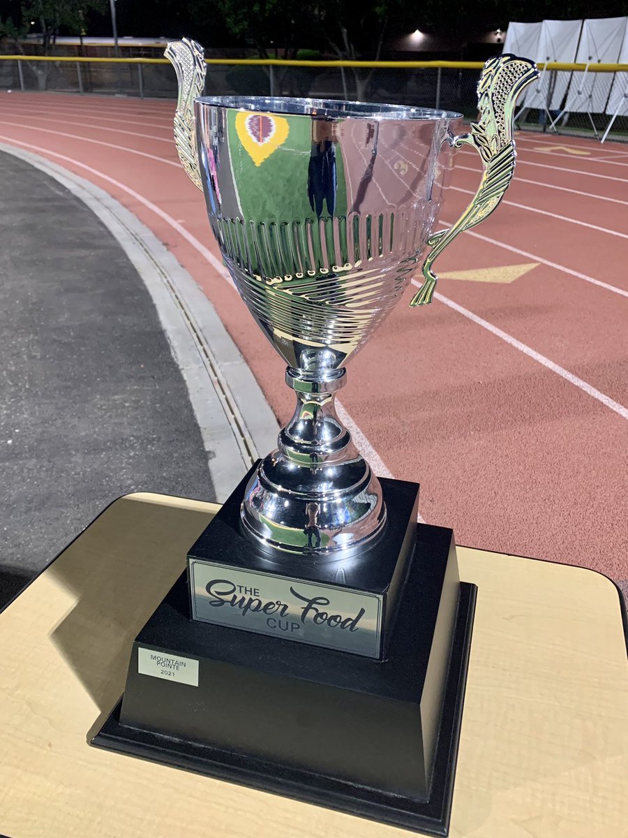 The 2022 SuperFood Bowl trophy will be awarded at halftime during tonight’s #TukeeBowl 🏈 no matter who wins this year, the real winner is the #Ahwatukee community. <a href="/MtPointe_TUHSD/">Mountain Pointe High School</a> <a href="/DVHS_TUHSD/">Desert Vista High School</a>