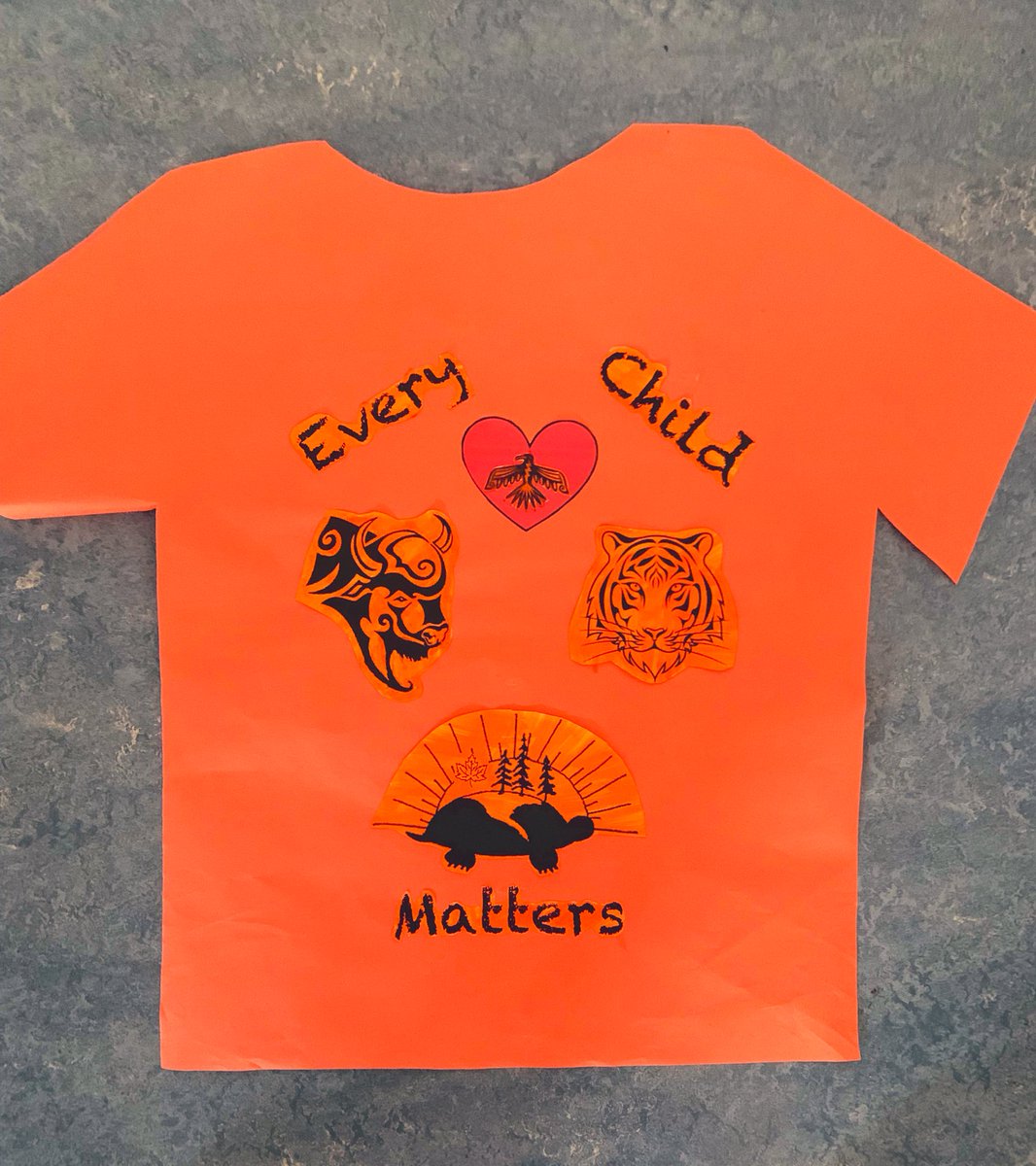 OSGPaddock's tweet photo. Room 15 brainstormed, designed, reflected and modified our version of an Orange Shirt Day t-shirt. We’re so proud to have our message displayed. Ask me about the choices we made and about our learning this week. #TruthAndReconciliationthrougheducation https://t.co/Czyxw5vqco