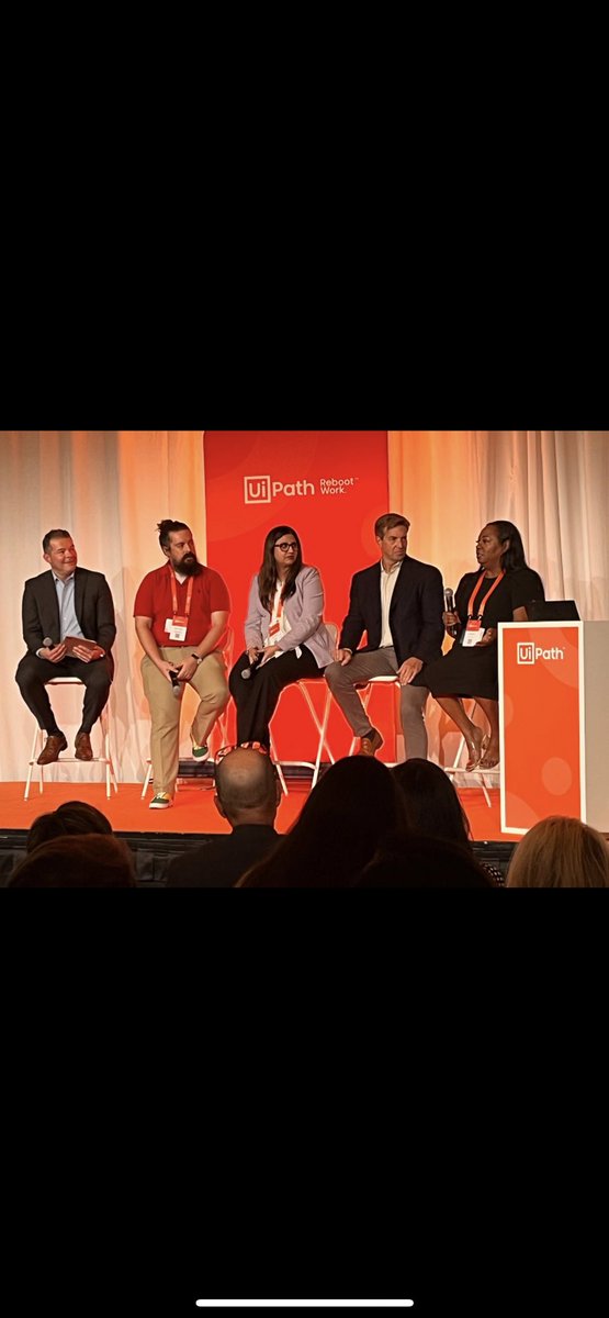 majida_adnan's tweet photo. It was an exciting conference, full of energy and lots of learning, networking, planning and sharing! #forward5 #rebootwork #intelligentautomation #RPA https://t.co/I02nWcxaaM