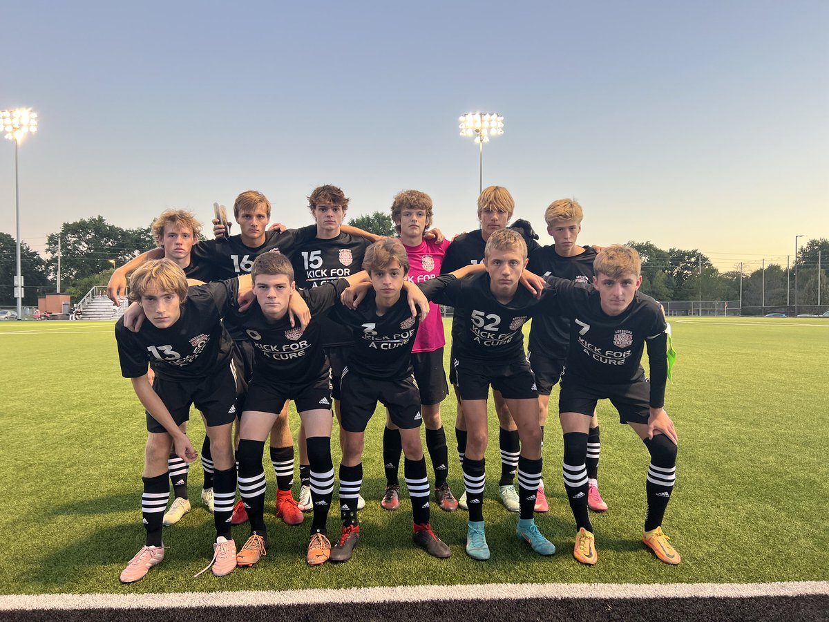 LHS_lionssoccer's tweet photo. #Kick4ACure night was a success. 🎗️Support for those battling are bigger than the game. Boys grind out a win. CCole doing the work in the midfield. @CaleMScott with 2 more, what’s new? @Colin49826385 doing it all. Turned a corner tonight. 🦁⚽️

5-4-1

#HFST #liontrained https://t.co/OmUgnPX2pz
