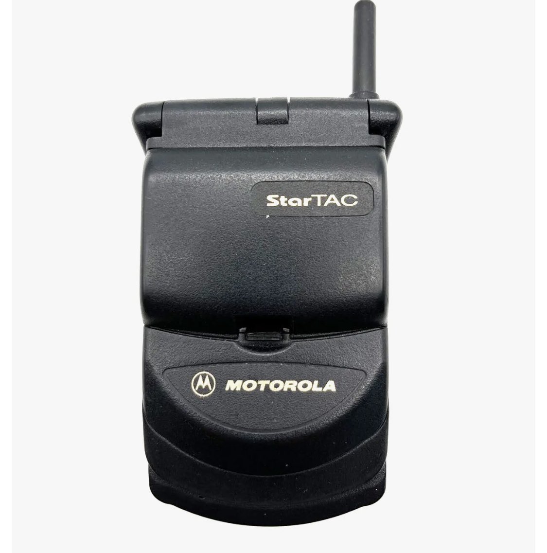 cynthiahollen's tweet photo. @rickwatson We actually did solve it. It was called Startac. Plus you could drop that thing in a martini and dry it out in a rice bag. Good as new. I miss it so. #WhenItsClosedItsOff #BestPhoneEver https://t.co/wamZyVNOa5