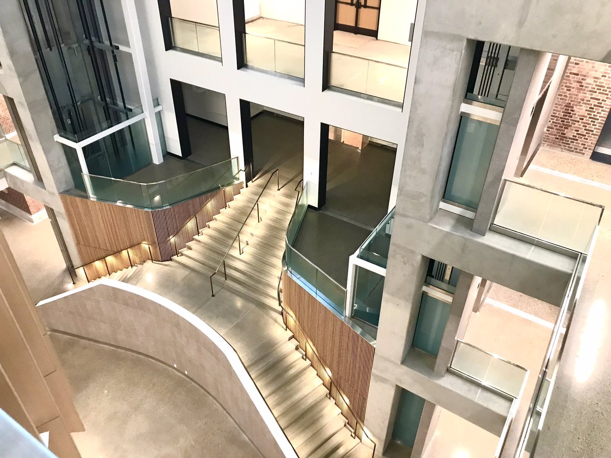 embop's tweet photo. Dentistry Pharmacy building tour at @UAlberta organized by @MADEinEdm ⚡️ https://t.co/yG1WSAAHzc