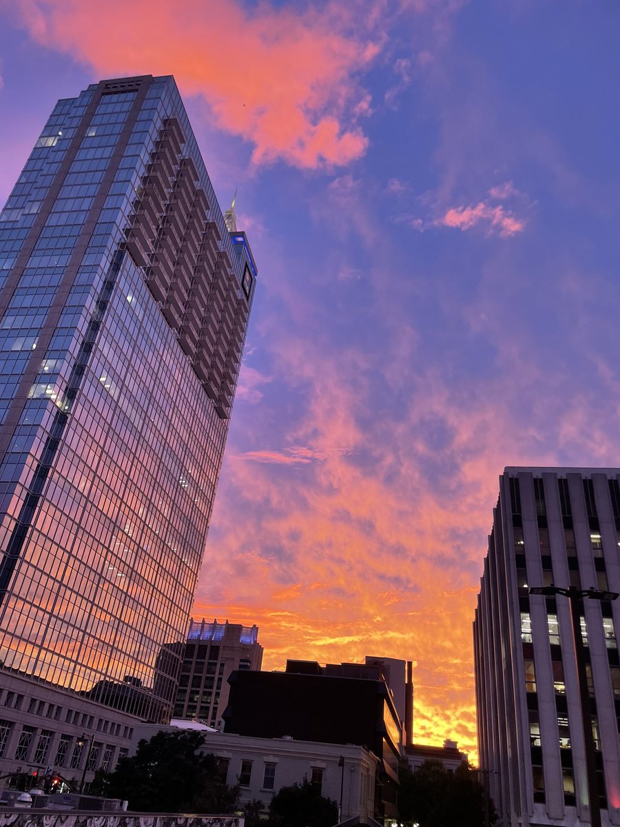 AlyssaRiddle's tweet photo. Downtown Raleigh 🤩 https://t.co/EmIAP7qKfi