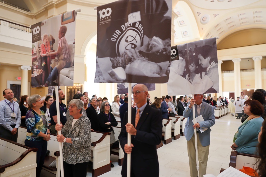 CCharitiesUSA's tweet photo. Another great Annual Gathering in the books! Thank you to our #AG2022 host, @CC_MD, and to our speakers, attendees and sponsors. See you next year in Cleveland for #AG2023! https://t.co/N44DD0utB0
