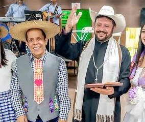 ricarodrigues's tweet photo. A melhor do #DebateNaGlobo 

"Padre de Festa Junina".  Thronicke, Soraya https://t.co/M20VYnQP5S
