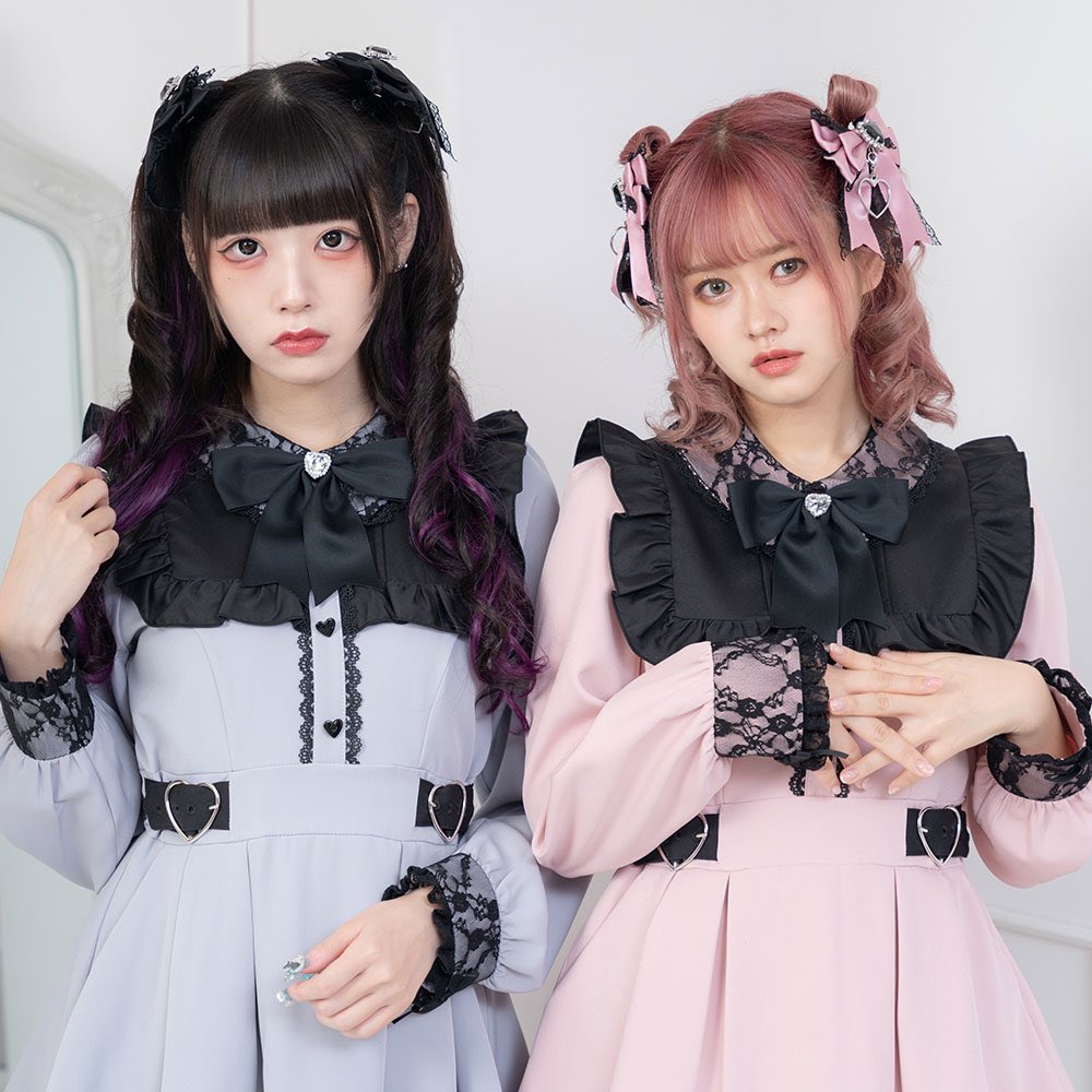 dearmylove_yume's tweet photo. 予告♥
10月4日 朝11時発売START
発売から24時間は10%OFF

レースハートバックルベルトワンピ
¥8,990(税込)

セットアップハートセーラーワンピ
¥8,990(税込)

新作が7item登場します♡
発売までお楽しみに🥺💗

Instagramでも公開中➹
↪https://t.co/SfNHRlJ7zD https://t.co/FFnyMKlwMQ