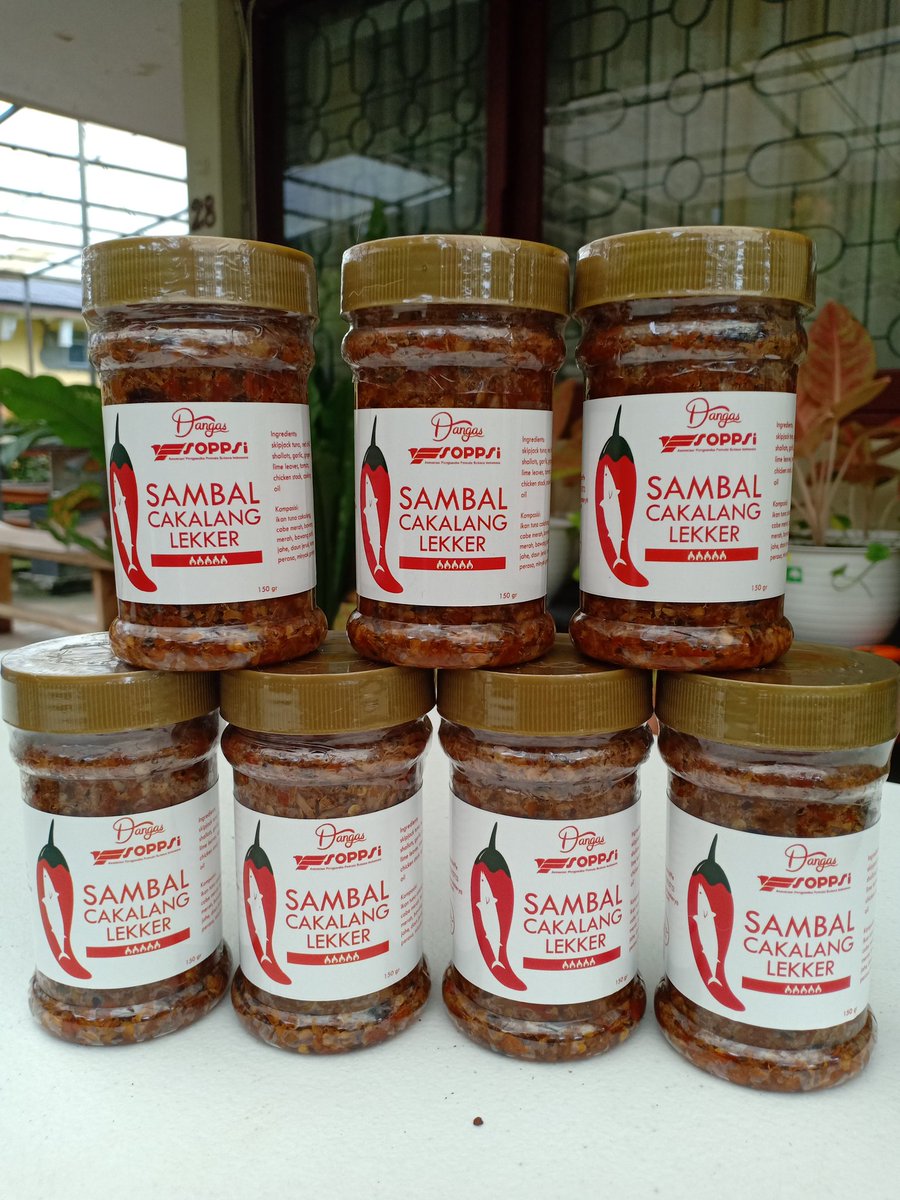 BachdarWaty's tweet photo. Bismillah  jumat penuh berkah, semangat jualn sahabat
Sambel Cakalang Lekker Pedesnya bisa Request
Yuk diorder by DM/wa 081270183713.Pengirimn dr Batam
#PewirausahaPemula 
@OfficialAsoppsi 
@Delta_tofu 
@Oshiiiiiinnn_50 
@A_Store9779 
@AkunKokGitu15 
@Agusreev @Lily21670477 https://t.co/3TqDDZyxrd