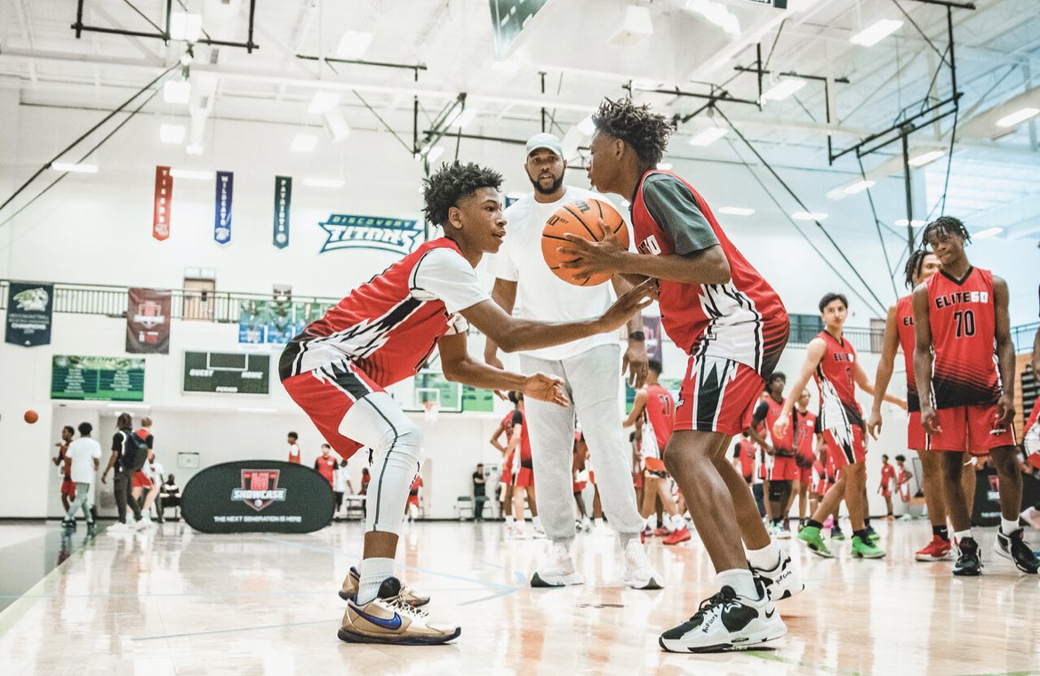 EmanuelWisdom1's tweet photo. Had a great showing at the @ngshoops Showcase https://t.co/dhLtUzTyYC