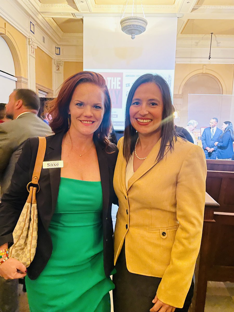 Saxe4Judge's tweet photo. Yesterday at Clark County Bar Association Hispanic Leaders in Law Celebration.
#WhenWeVoteWeWin #VoteSaxe #Vote #Elections2022 #November8th #MidTerms2022 #CourtsMatter #Courts #Judicial https://t.co/UkIQZsUgga