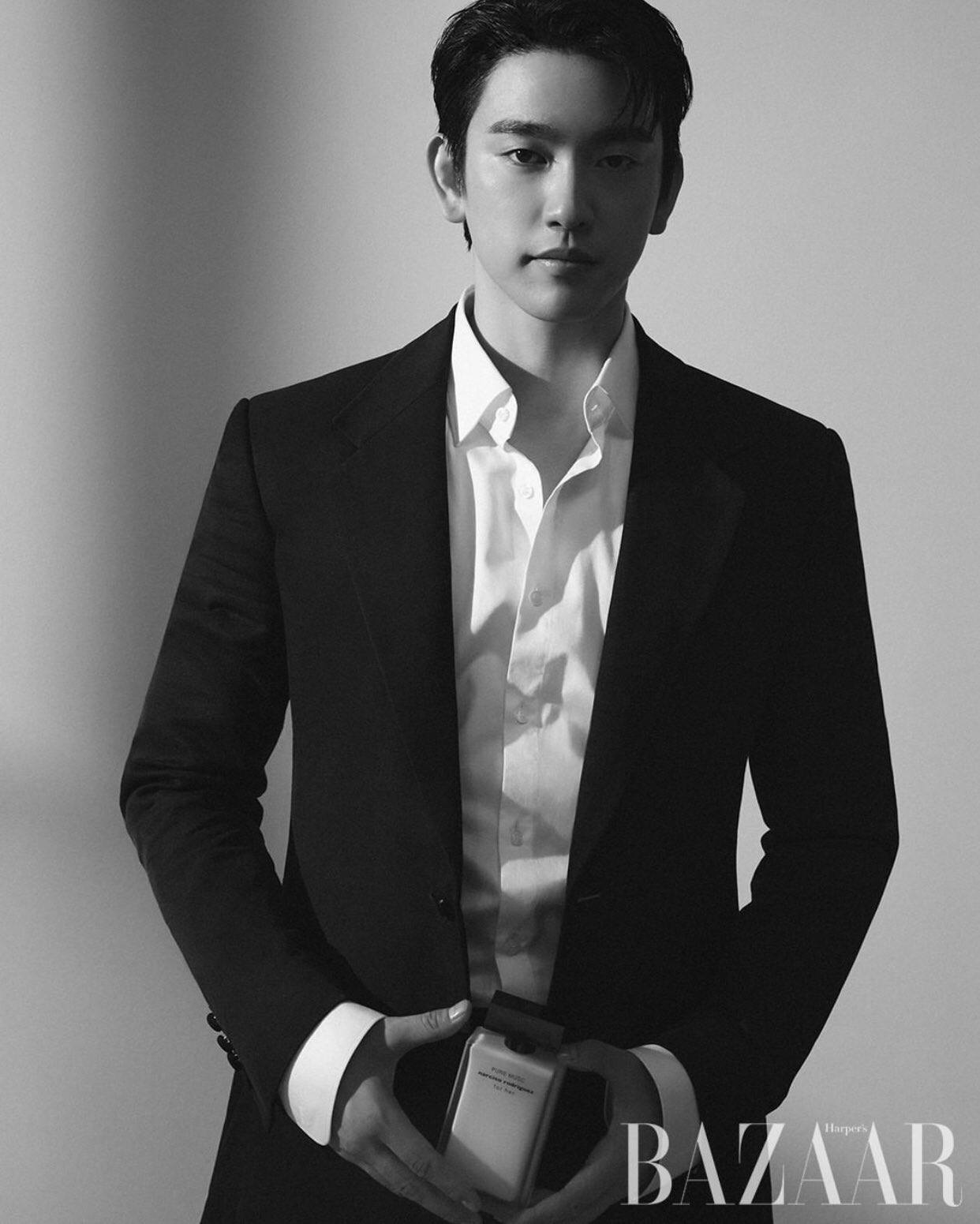 Fd3x8e7akAA0jPD?format=jpg&name=large