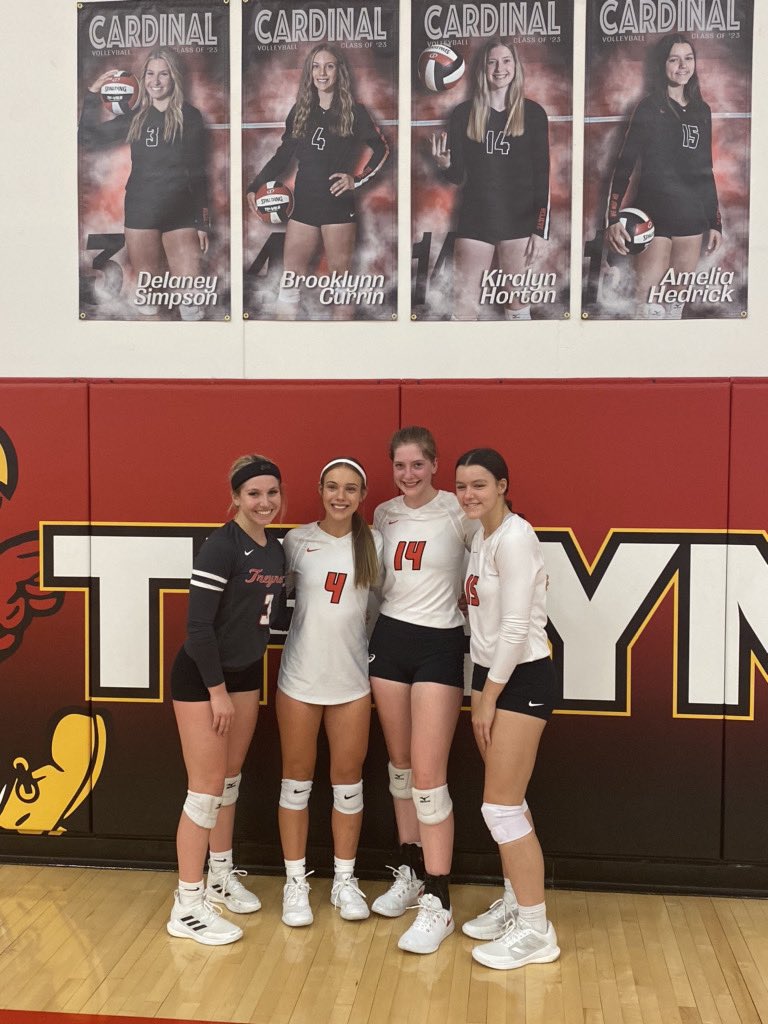 🏐Mo. Valley Update🏐

7th grade: ❌
8th grade: ✅
JVR: ✅
JV: ✅
V: 🧹🧹🧹

💥WHITE LIE of the night ~ the CrAzY CaRdS…WHO?? Was anyone even there?💥

💥SENIORS ~ Thank you for leading the program the way you do!

Next Up ~ V @ TJ tourney on Sat.

#TogetherAsOne