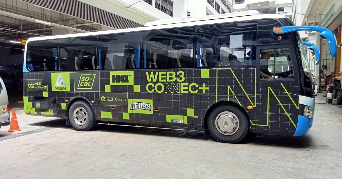 SignaramaCBD's tweet image. This is how we wrap buses
#buswraps #busgraphics #vehiclegrahics
#blockchain #web3connect #chaindebrief
#signaramacbd #askthesignlady
#cryptoeventsg #sg #sgevents #asiacryptoweek #token2049 #token2049sg #blockchainsg #cryptoevent