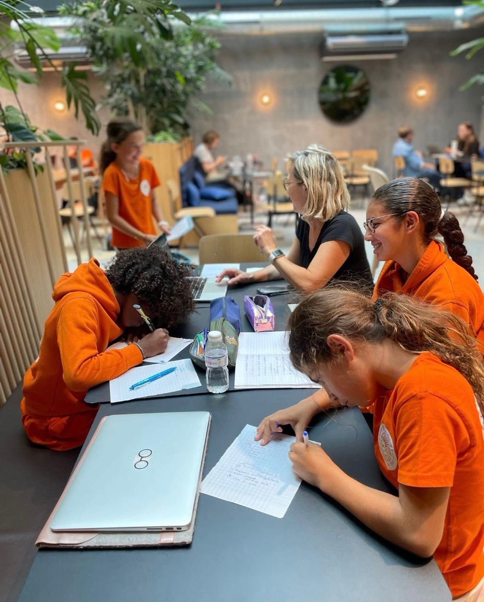 HubSchool21 tweet media