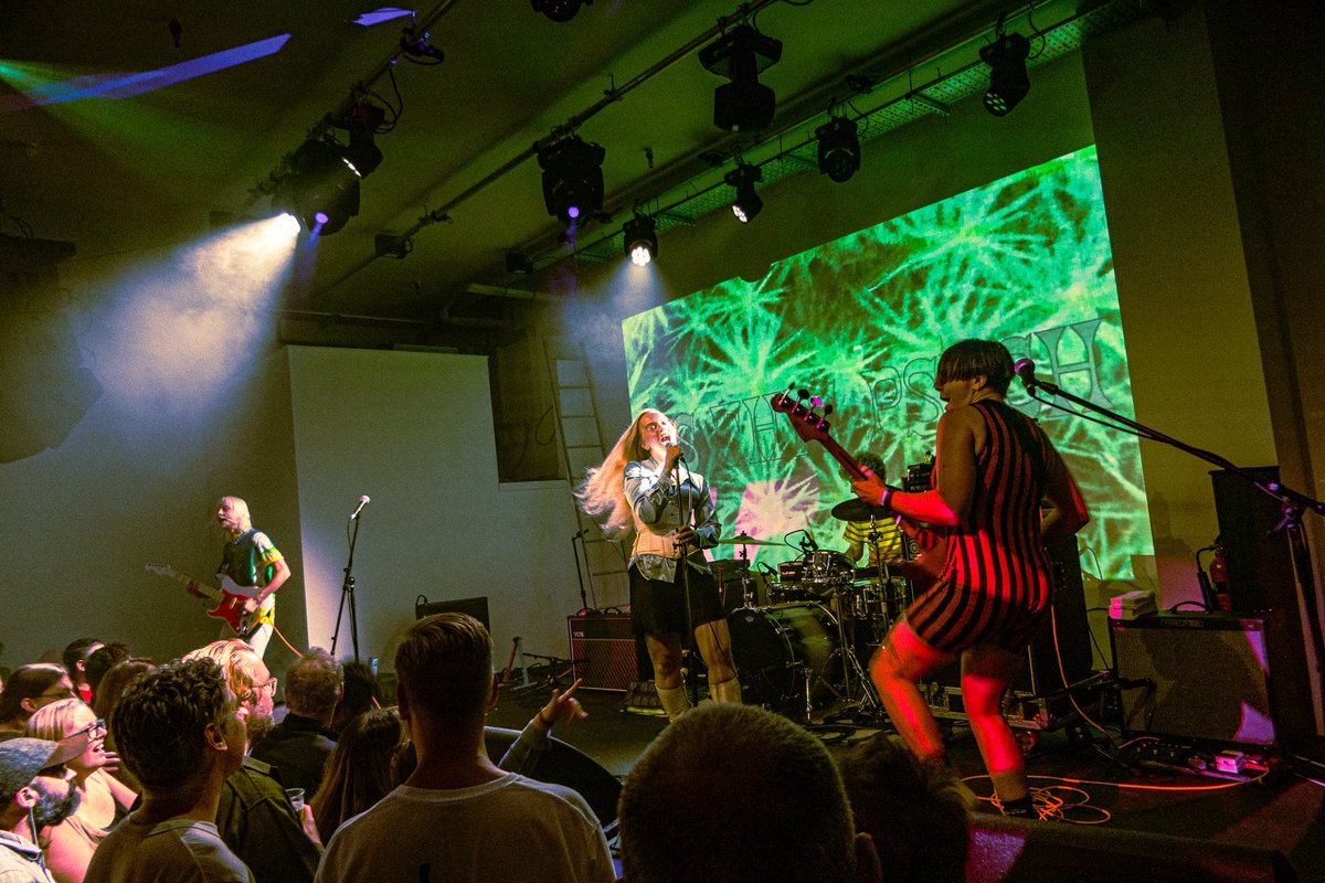 mancpsychfest's tweet photo. Early bird tickets are on sale for Manchester Psych Fest 2023 on 2nd September.

£29.50 plus booking fee from our website - https://t.co/gvgJ3gf8qz

Photos: @PiranAston_, @buttonphotog and @baabybelles https://t.co/Qa9VK1dMNn