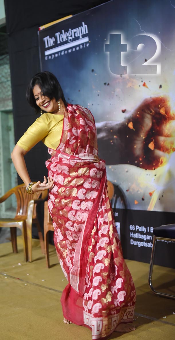 t2telegraph's tweet photo. The Telegraph Puja Premier League at 66 Pally captured the essence of a traditional Bengali festival, with Gargee Roychowdhury

https://t.co/LXCWNP2r0c

@GargiBolchhi https://t.co/5whW2wgelb