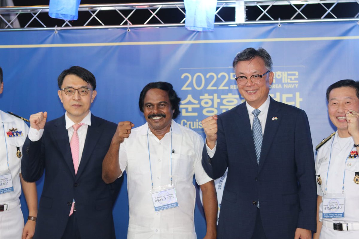 officeofMTR's tweet photo. Honourable IT &amp; DS Minister Thiru. T. @Manothangaraj today attended an event hosted by His Excellency Thiru Chang Jae-Bok, Ambassador of the Republic of Korea at Chennai Port. The event marked the welcoming reception for the Korean Navy Cruise Task Force. https://t.co/x9SGu1btek