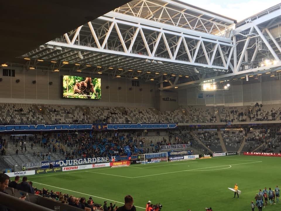 ChupiLobos tweet media