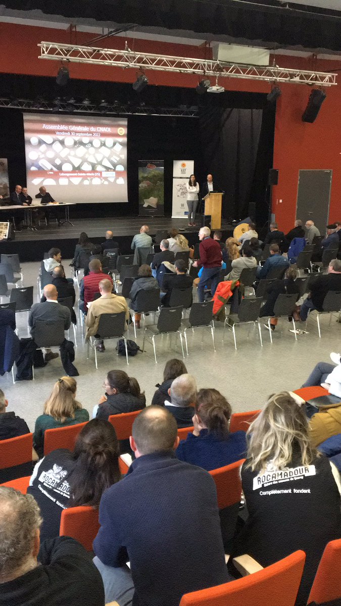 ChevreMag's tweet photo. [AG Cnaol] les @AOPlaitieres sont réunies en territoire #morbier #montdor #bleudegex pour leur assemblée générale: #aoplaitieresdurables #nutriscore et économie des filières #aop https://t.co/tGYrlSNJqV