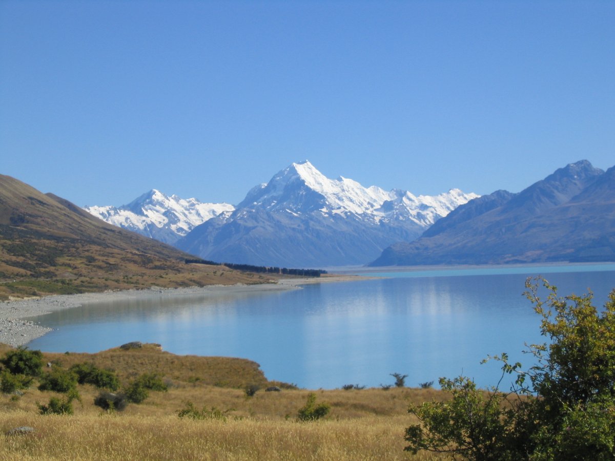 The 11th International #Geomorphology Congress will be held in Christchurch, #NewZealand in 2026 under the auspices of the ANZGG and with strong support of the University of Canterbury. The geomorphology on South Island is inspirational. Please plan on coming! #UCNZ #conference
