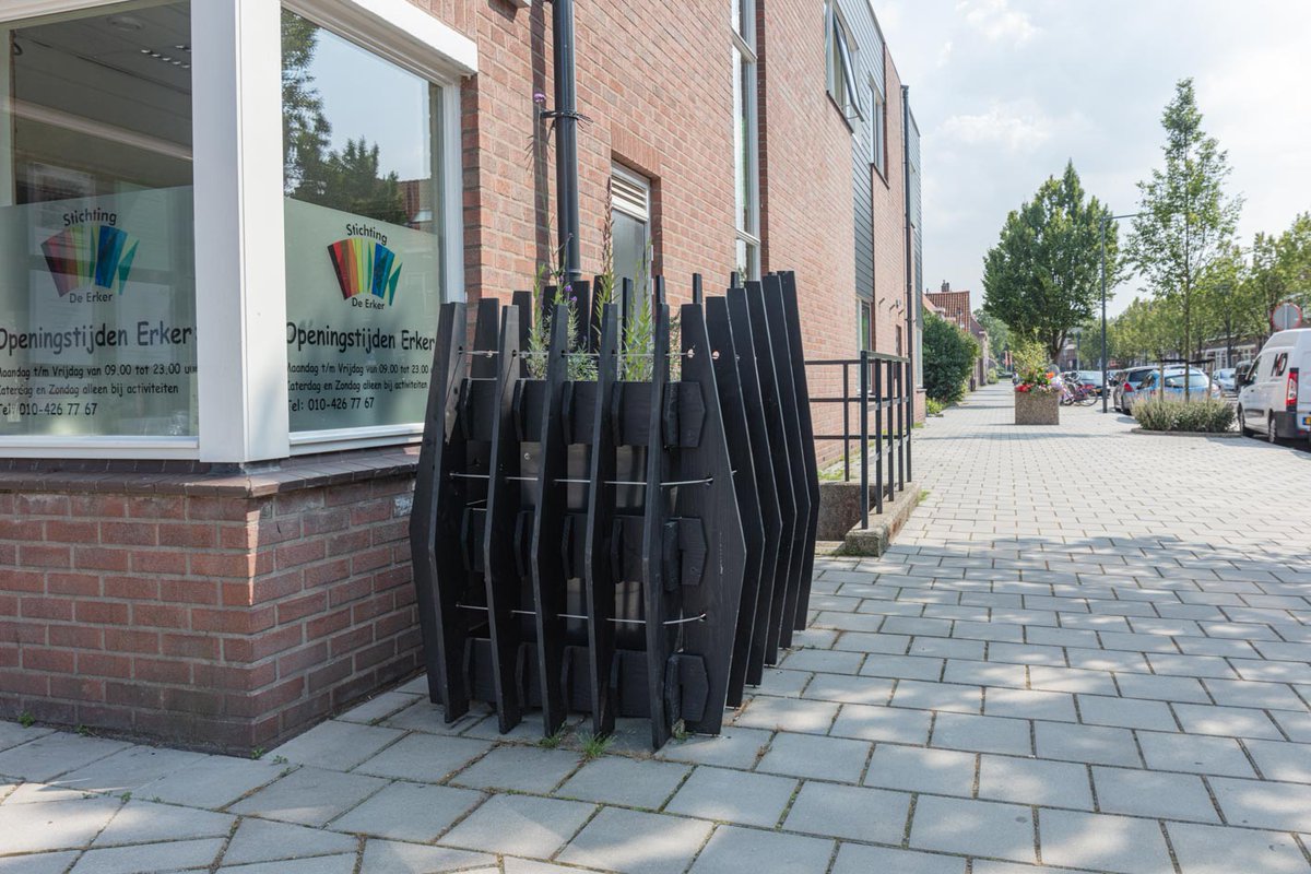 schiedam_nl's tweet photo. Op maandag 10 oktober is het de Dag van de Duurzaamheid. Op die dag zijn er verschillende activiteiten rond duurzaamheid in de stad. Bekijk het programma, met onder andere een duurzame pubquiz, op https://t.co/eFokadk7a9 #dagvandeduurzaamheid #dvdd https://t.co/5RTnDIA1Xp
