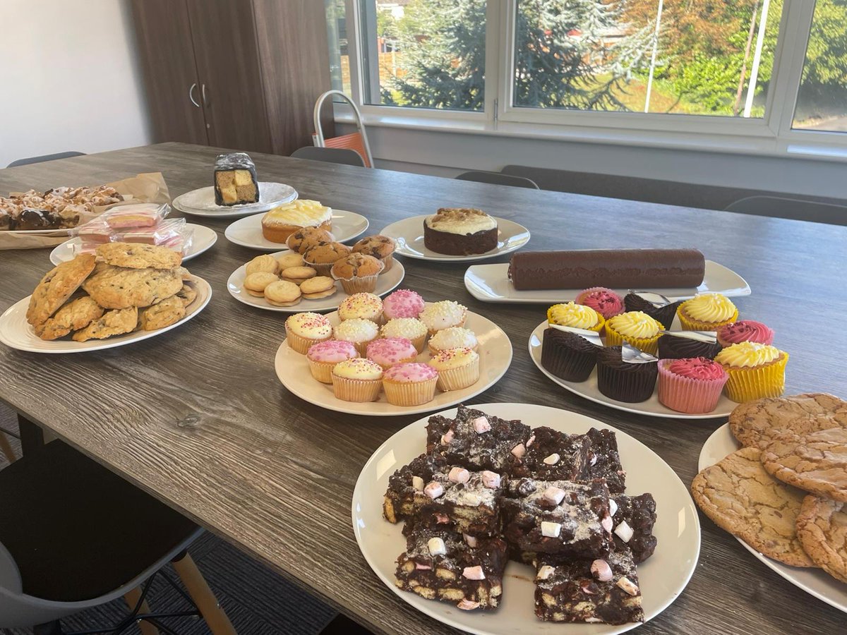 hs_discounts's tweet photo. Every day needs cake! ๐ฐ The Health Service Discounts team hosted a bake sale this week for @macmillancancerย ๐
Thank you to everyone who donated! ๐
#macmillancoffeemorning #healthservicediscounts #nhs https://t.co/WwZ703Hj1L