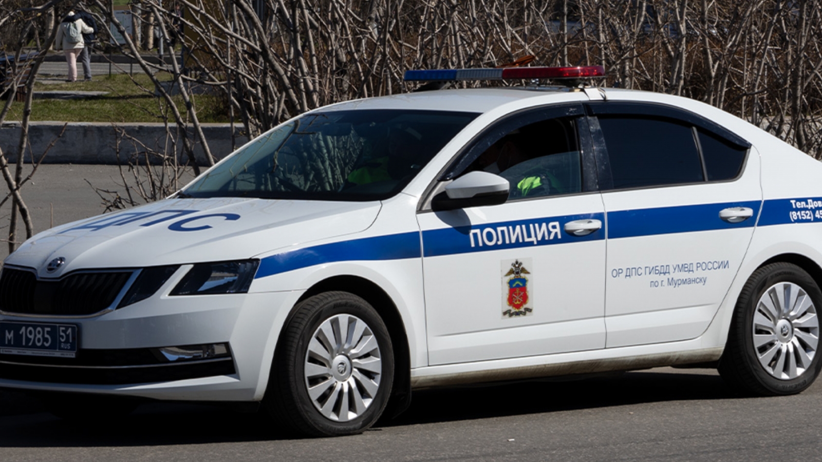 Полицейский автомобиль