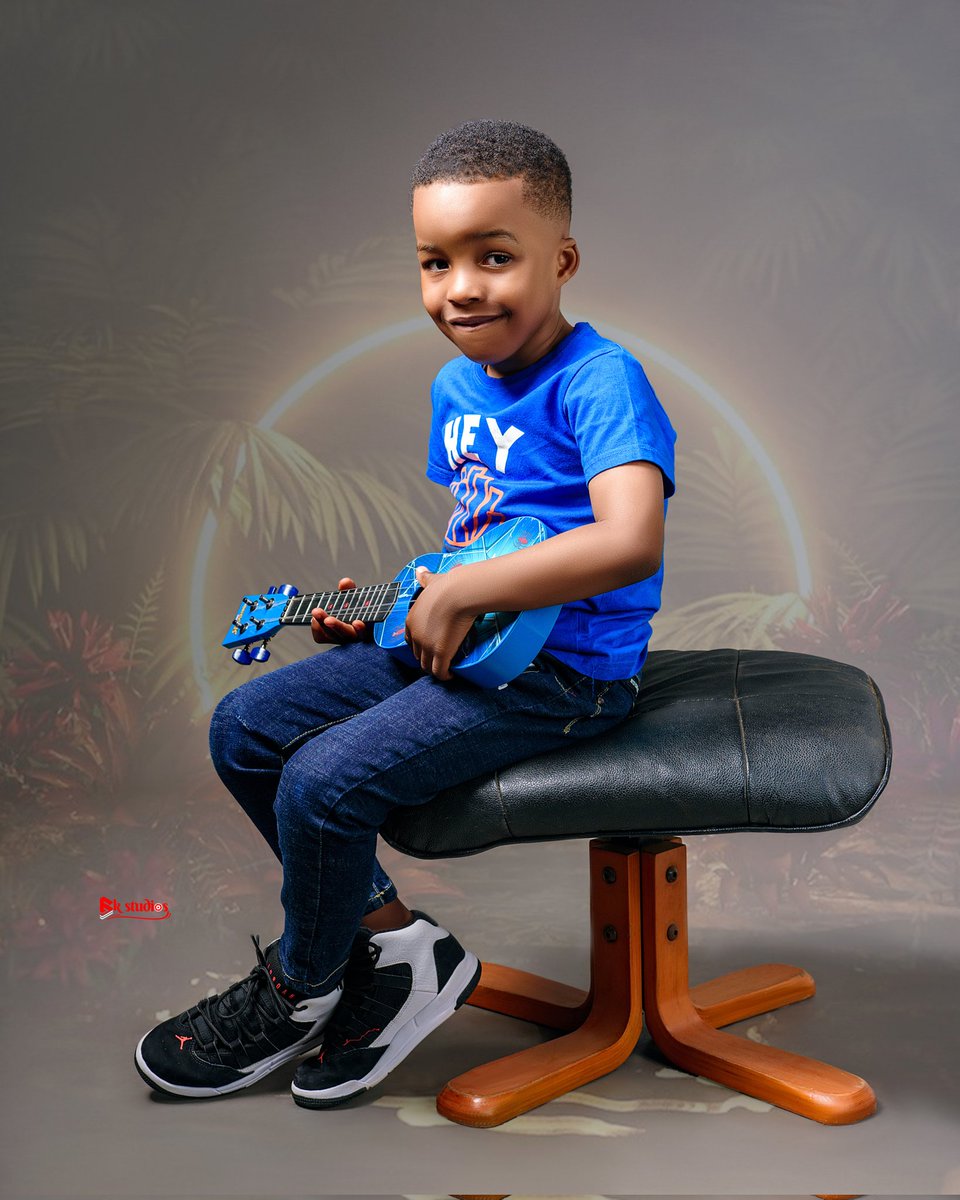 bkstudios237's tweet photo. It's my bestie's birthday ๐
Happy birthday Jayden. Please say a prayer for him
#HappyBirthday #photo #africankid #Cameroun #photograghy #bkstudios237 https://t.co/9fb3Qe2uxK