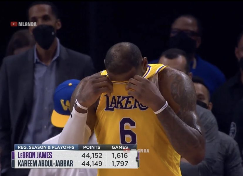 This should have been a bigger deal than it was tbh… 

LeBron already cleared Kareem and is  #1 in OVERALL POINTS 👑