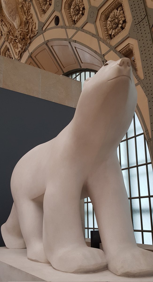 CatMo0105's tweet photo. 🐻 Un nouvel habitant dans l'appartement 
L' #OursPompon est venu enrichir notre collection 
En version miniature (le vrai est à admirer au @MuseeOrsay ou dans le Jardin Darcy) https://t.co/Odk9tzvxdv