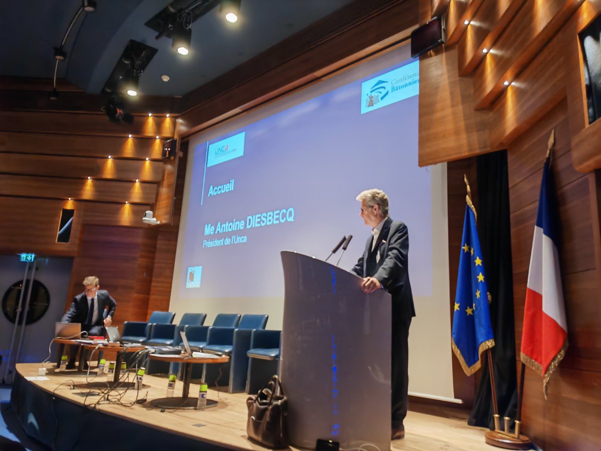 Séminaire des présidents, administrateurs des Carpa et bâtonniers, co-organisé avec la <a href="/Conf_Batonniers/">ConférenceBâtonniers</a> Accueil par le président <a href="/AntoineDiesbecq/">Diesbecq Antoine</a>