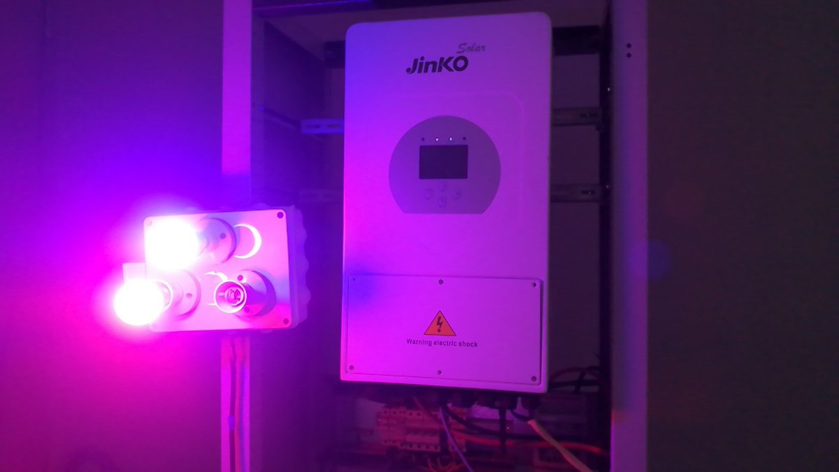 PostonSunday1's tweet photo. The future is bright with solar energy @zeraenergy @NREONLINE @zim_energy @official_MOEPD @JinkoSolarCoLtd @ClimateChangeZw @InfoMinZW @GasUnigas @UNICEFZIMBABWE @UNESCO @USEmbZim @UKinZimbabwe @TurkEmbHarare https://t.co/wkBRHlJCdB
