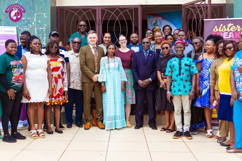nanaswesda's tweet photo. Honored to be amongst the 40 journalists  Selected  across Cameroon who were schooled on Sexual Reproductive Health Reporting  portraying another conception of sexual reproductive Health in our African Society is what we advocate for. 
@Sisterspeak237 @FIGOHQ @CanadaCameroon https://t.co/EWQh7QLey9